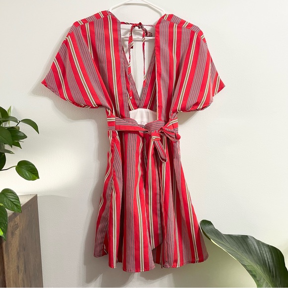 Favlux Fashion Red Striped Deep V Neck Peekaboo Back Tie Around Mini Dress Small - Picture 7 of 9